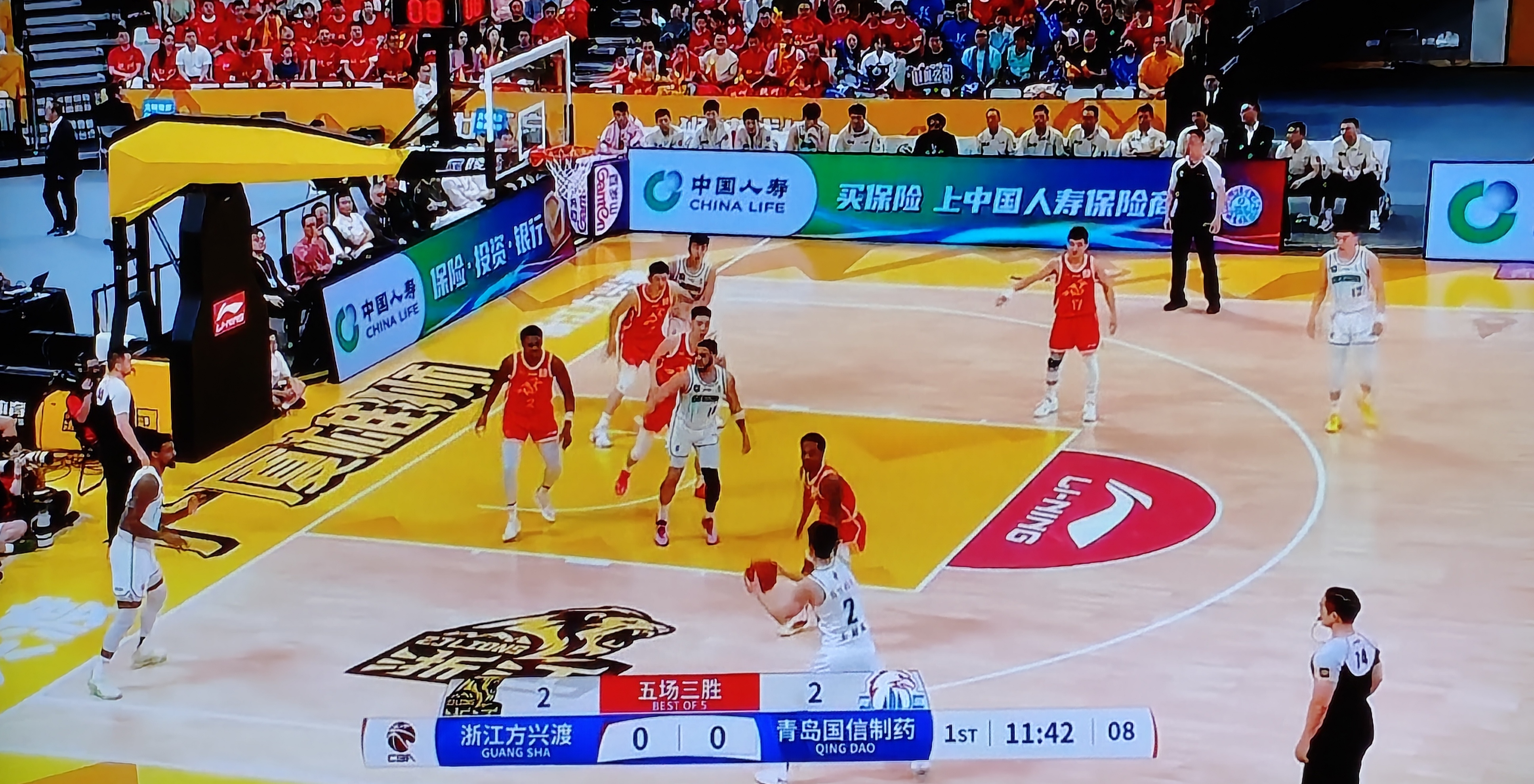 ayx-关于国际比赛日体能课后；洛杉矶快船再遭质疑备战CBA季后赛；媒体盛赞；纪律约束更严格的信息