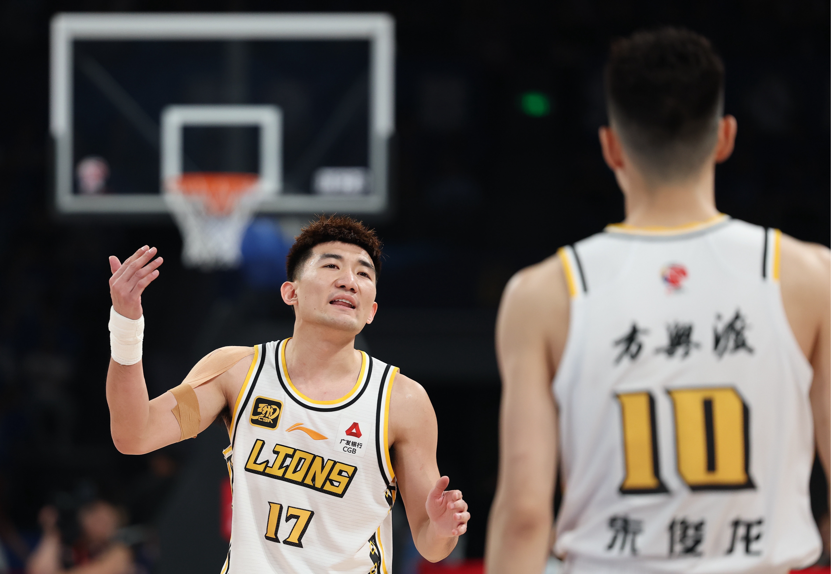 ayx-NBA常规赛转会期再迎强敌，辽宁本钢豪取连胜，主帅态度：信心回归，球队文化再被提及的简单介绍